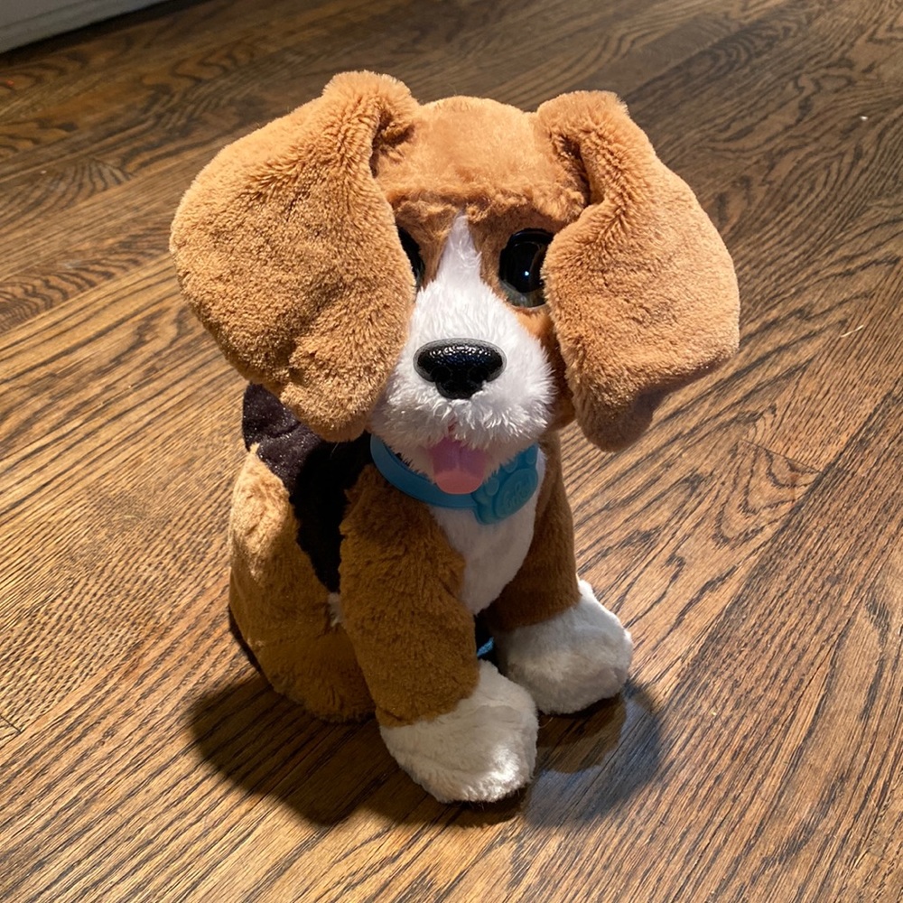 Fur Real toy — dog talks/ barks and acts like a real dog